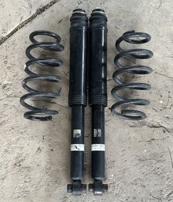2014 2015 2016 2017 Lexus Ct 200h / CT200h OEM Rear Shock Absorber And Springs 