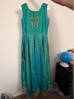 Women gown