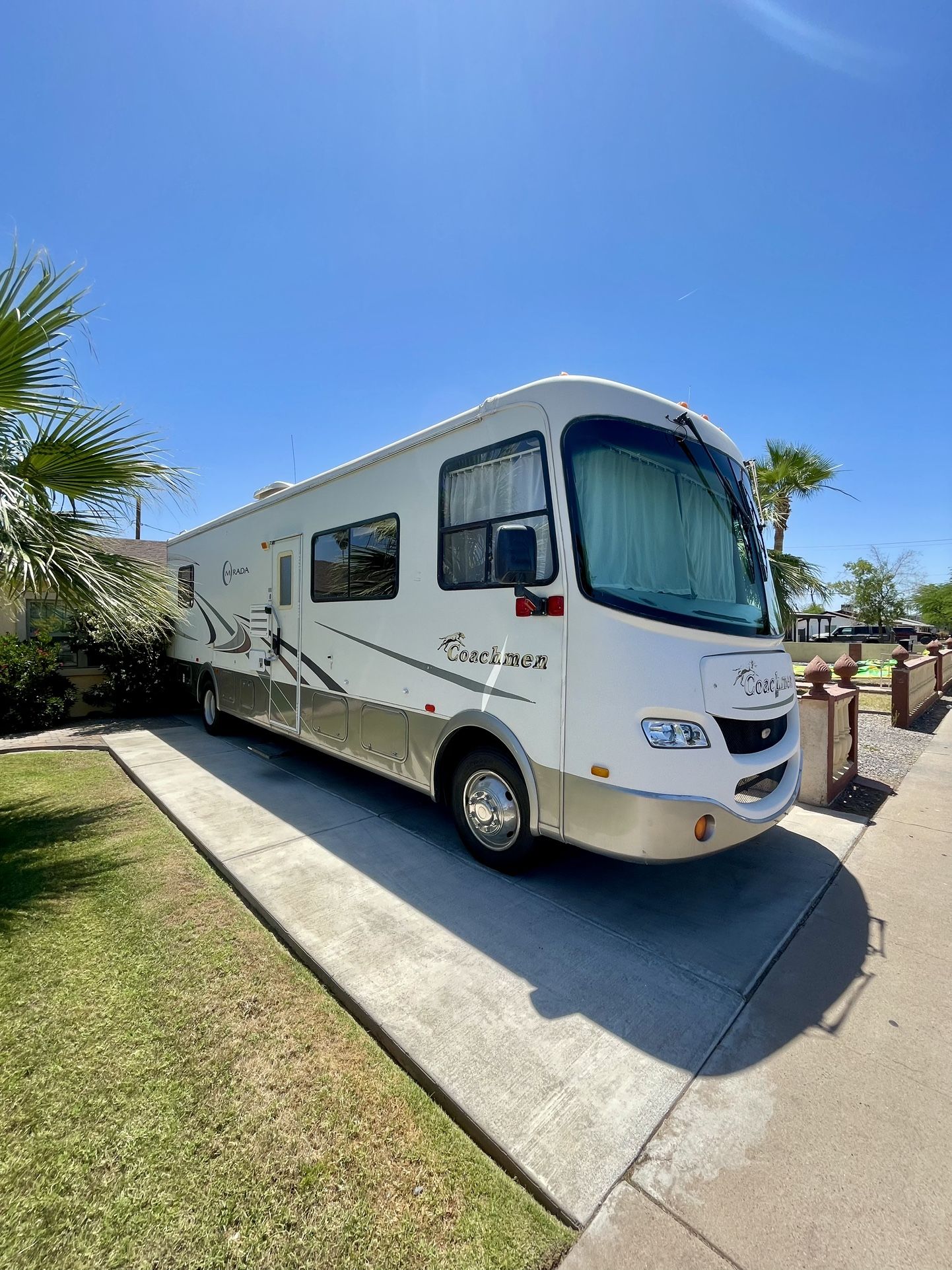 2004 Coachmen Mirada
