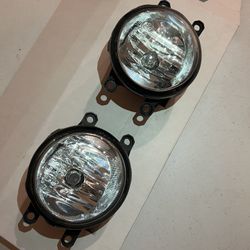 Fog Lights Toyota Tacoma Off Road OEM