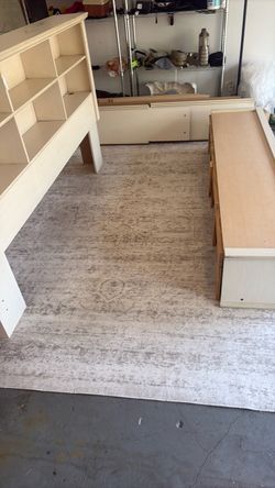 white rug