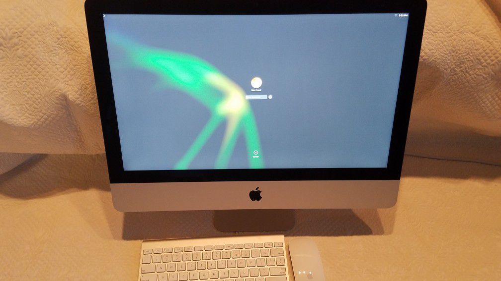 Cheap! Apple iMac 21.5" 2014 All in one Desktop. Wireless mouse & Keyborad