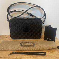 GUCCI GG Supreme Hard Leather Cross Body 