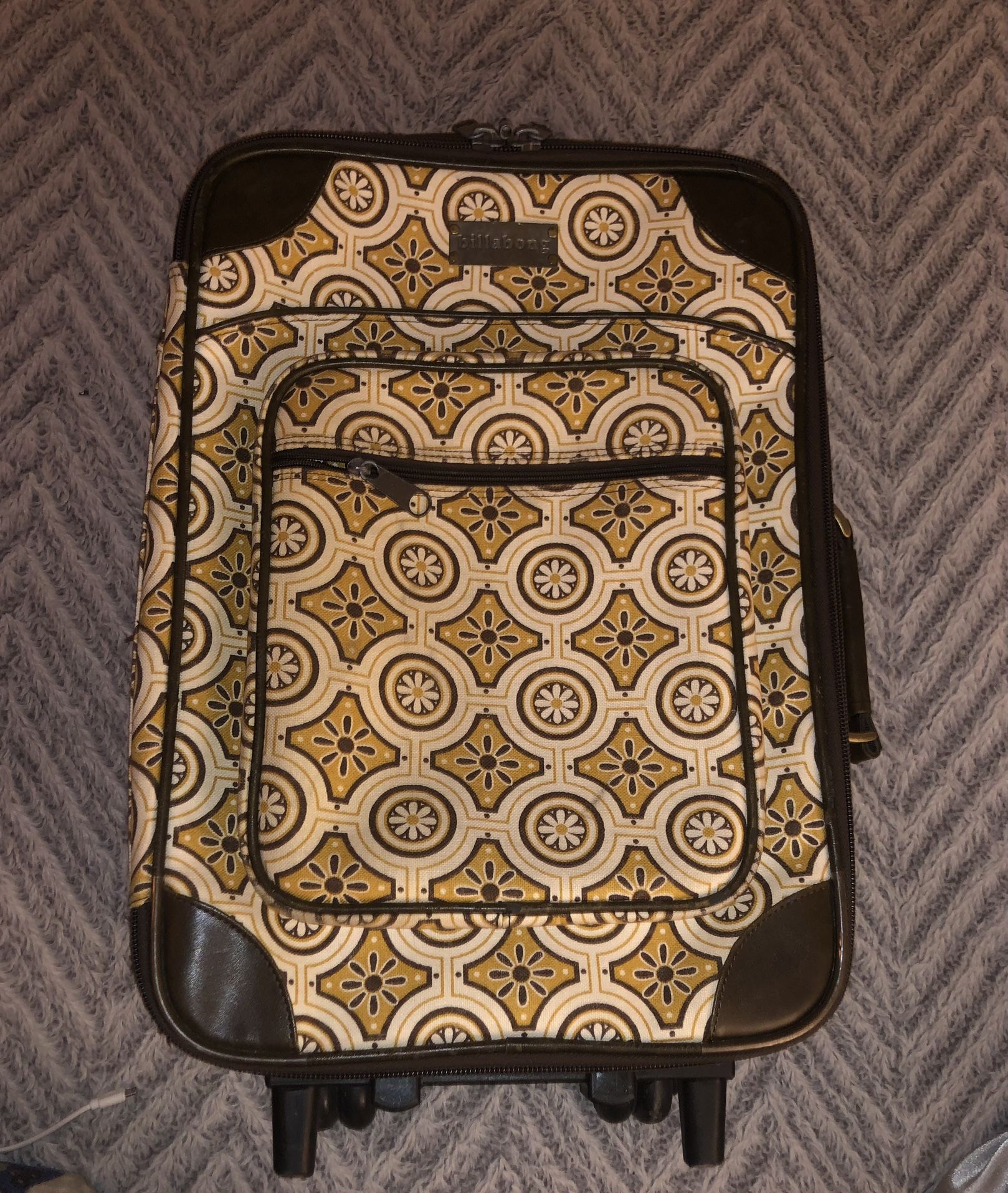 $10 Billabong Carry On Luggage