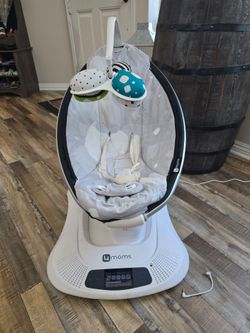 4Moms mamaRoo