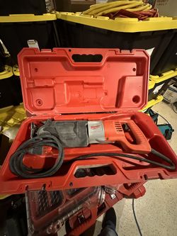 🔴 MILWAUKEE 11 AMP SAWZALL KIT 1-1/8” STROKE 🔴