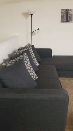 Sectional sofa with chaise
