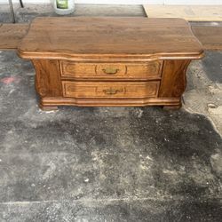 Solid Wood Coffee Table with Dual-Sided Drawers & Slide-Out Trays, good storage space