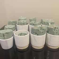 Ceramic vase (12 Total) 