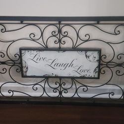 Decorative Metal Wall Art – “Live, Laugh, Love”
