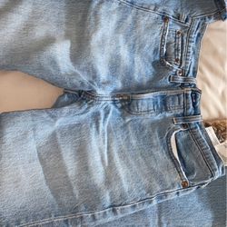 Womens Levi’s