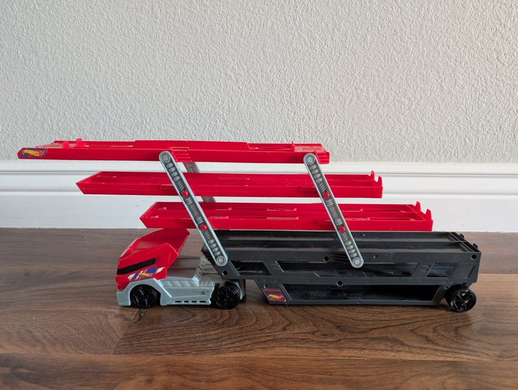 Hot Wheels Car Carrier
