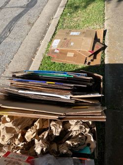 Boxes- free clean and packing material