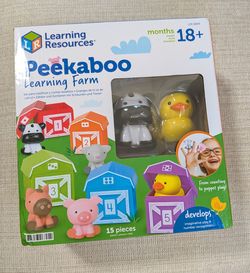 Learning Resources Peekaboo Learning Farm - 15 Pieces - New in Box