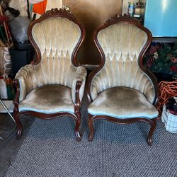 Kimbal Vintage - 1919 year. Almond colored . Redwood color , pure Mahogany wood.