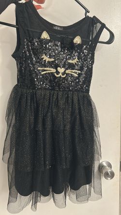Cat dress girl