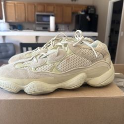 Yeezy 500 Moon yellow size 12.5