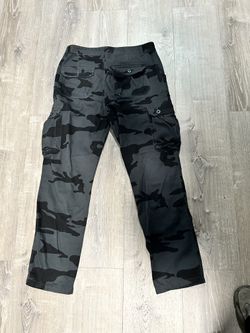 Mens cargos