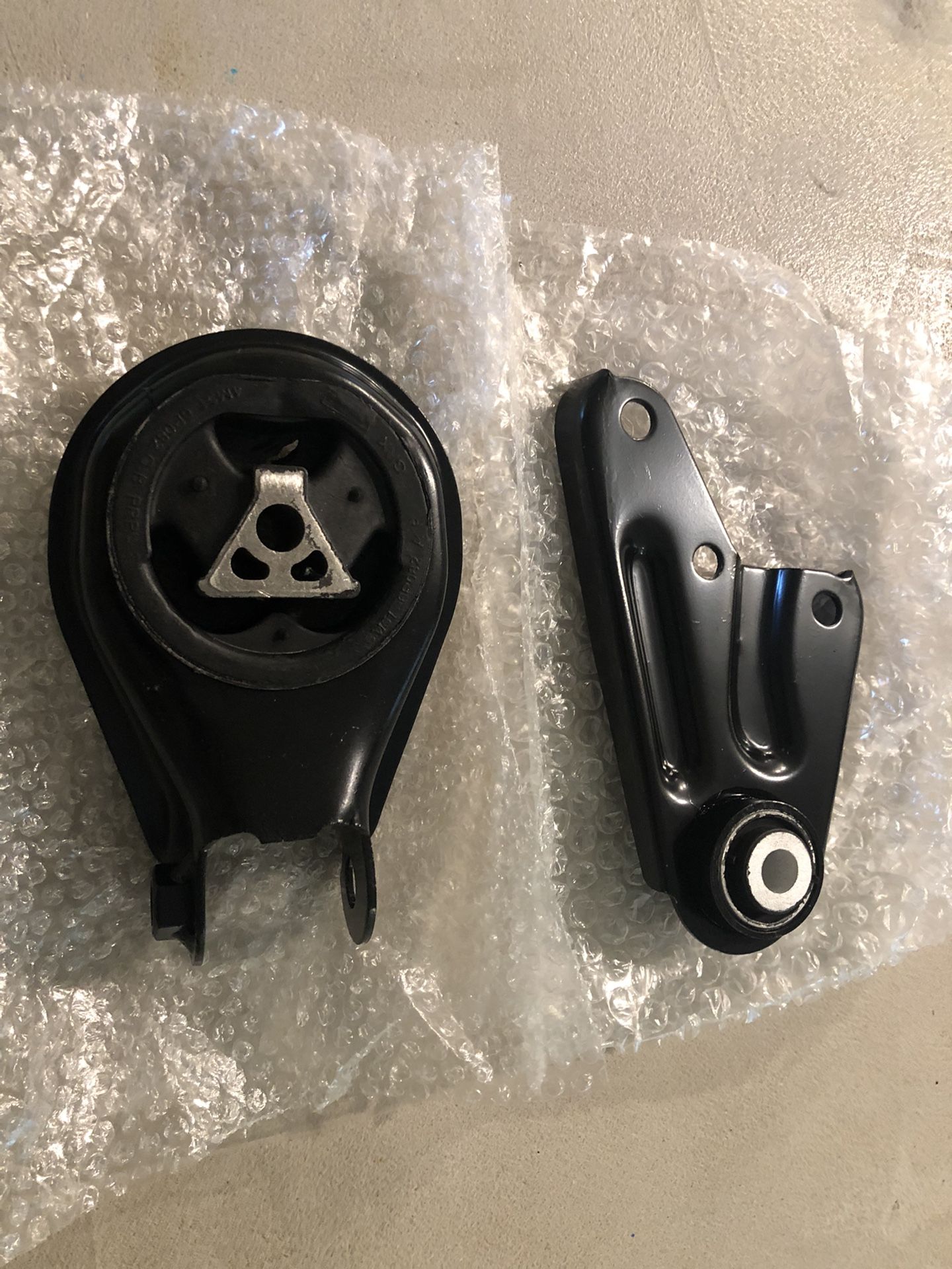 New Mazda 3 Motor Mount Transmission Mount Kit