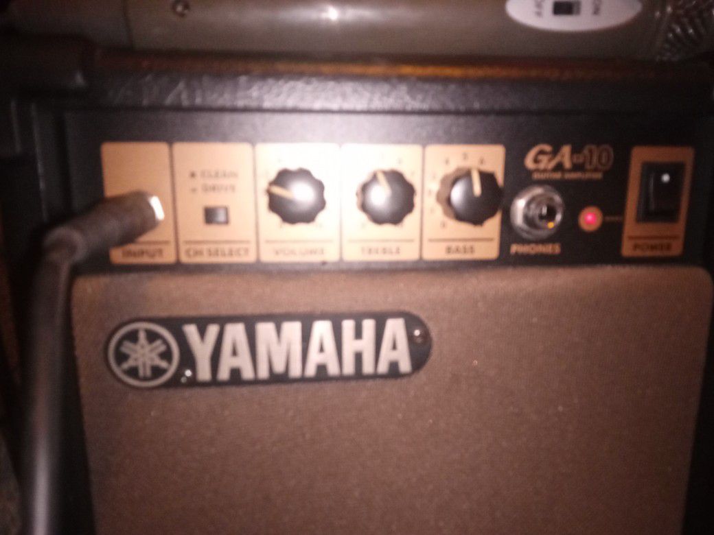Yamaha GA-10 Guitar Amplifier (New)