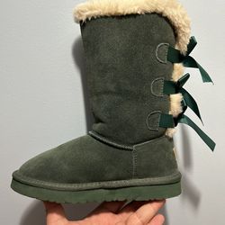 Women’s Ugg Boots Australia Size 7 (Green)