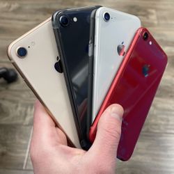 iPhone 8 64GB Unlocked to any carrier