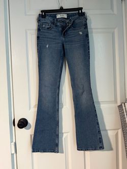 Women’s low rise boot size 000R