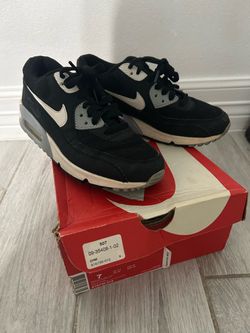 Nike Air Max 90 Black White Sneakers Size 7