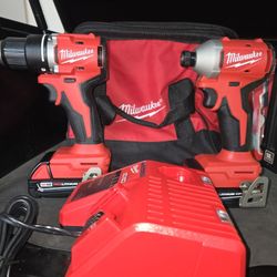 Milwaukee M18 Brushless Combo With Batteries And Charger 