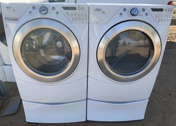 Whirlpool duet washer and dryer set