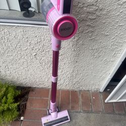 Cordless Vaccum It’s Fully Charged But Lost Charger But Easy To Get