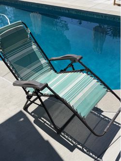 Zero Gravity Chair