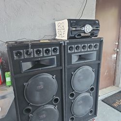 2 Speakers And A Radio