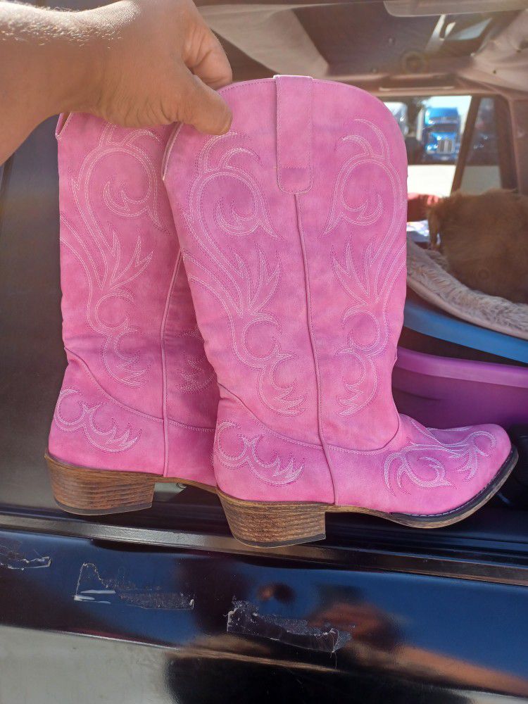 Like New PINK COWBOY BOOTS 