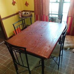  Table And Chairs 