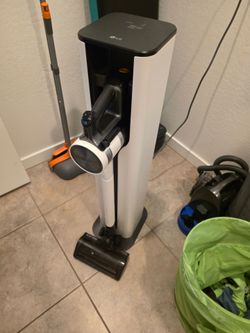 LG Cordless Stick Vacuum with Charging Stand
