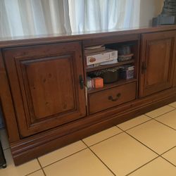 TV/Media Console
