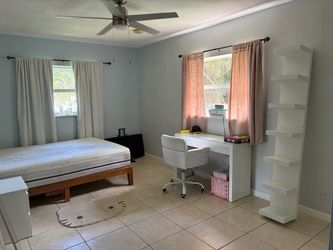 IKEA - Bundle Bedroom Set