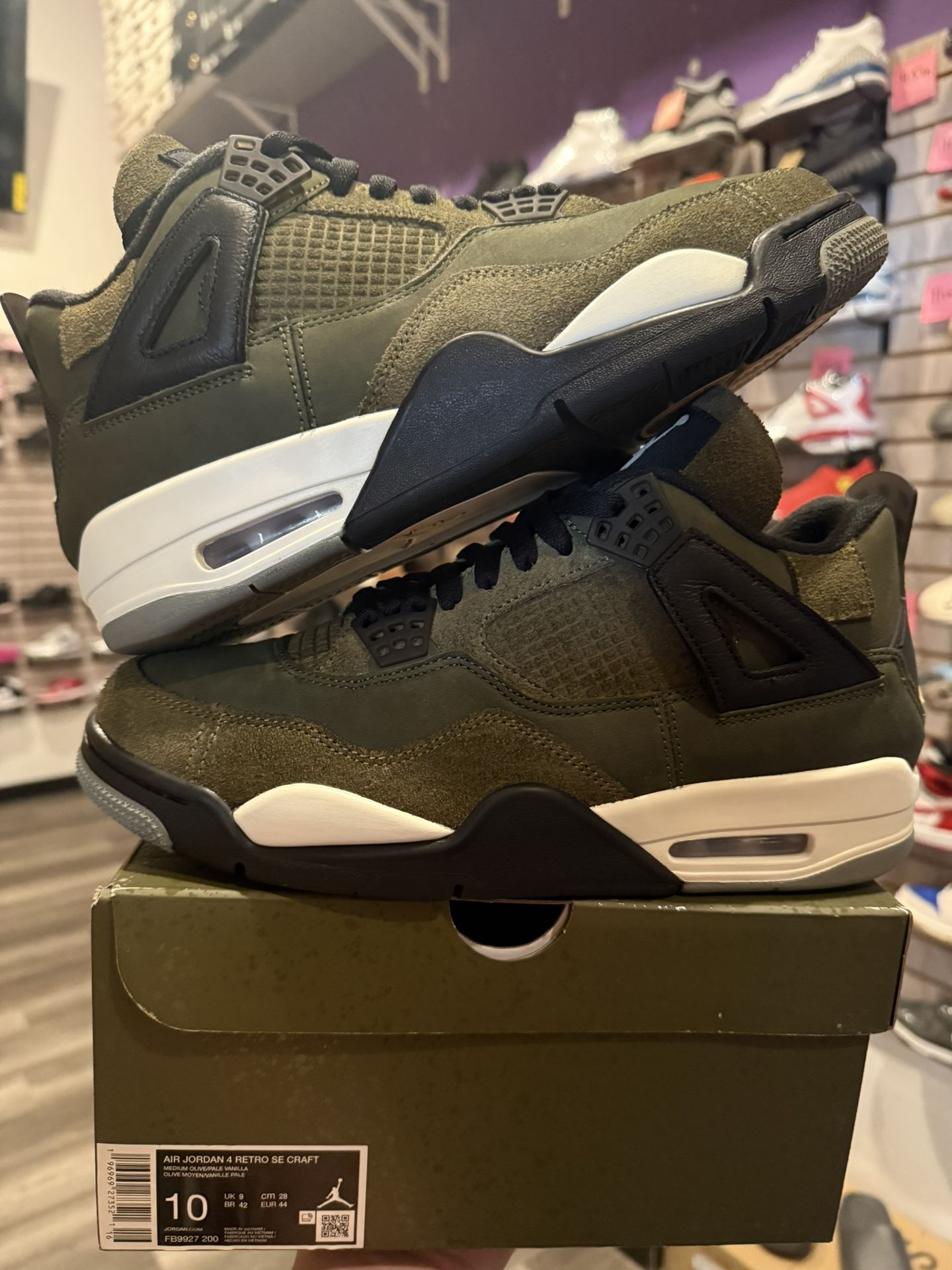 Jordan 4 olive 10M