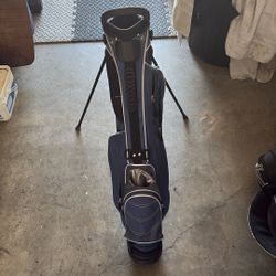 Sunday Golf Bag