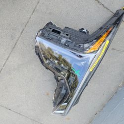2025 kia k5 right side headlamp
