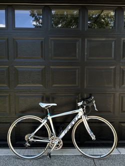 Felt 5 Ziu Series Full Carbon Road Bike