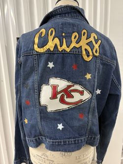 KC chiefs XL Jean jacket Football Season Coming!