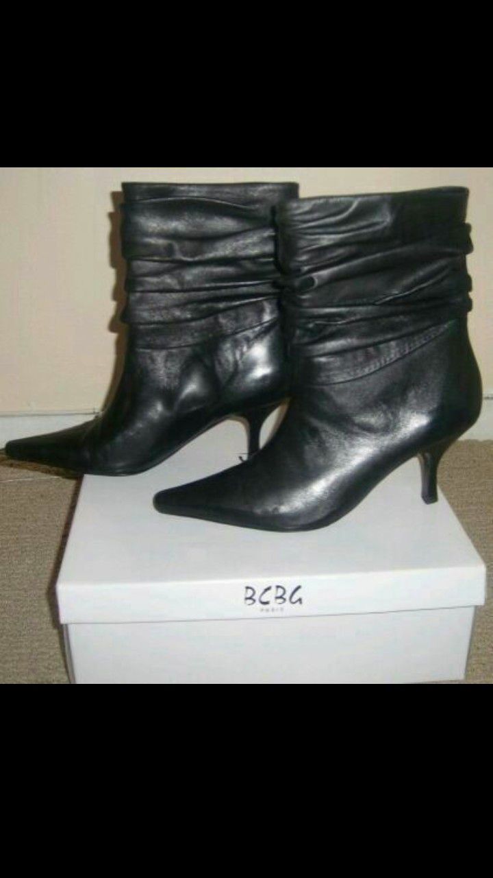 BCBG Brand New Leather Ankle black boots. Ankle Booties. Pointy leather black boots.