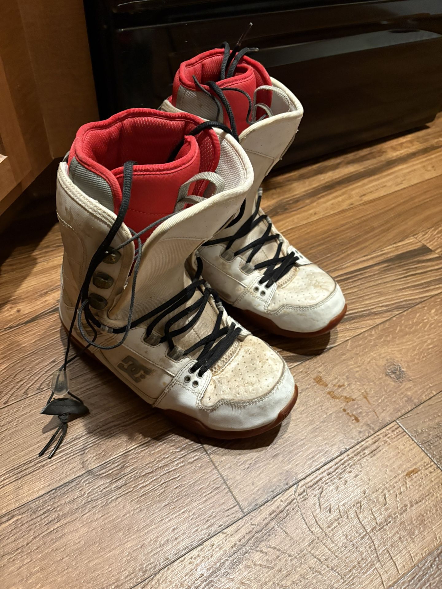 DC Size 12 Men’s Snowboarding Boots
