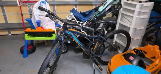 Mountain Bike Blue and Orange