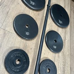 BRAND NEW 6 ft Standard Bar With Pairs Of 25s, 10s And 5s. (Total: 100 lbs)
