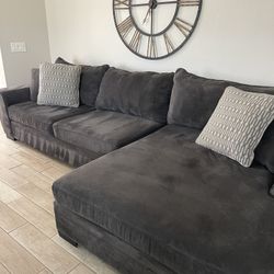 Living Spaces Sectional Couch Grey Oversized  