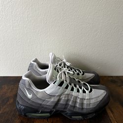 Nike Air Max 95 Fresh Mint Size 11.5 Men’s