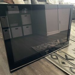 Samsung 48” TV 